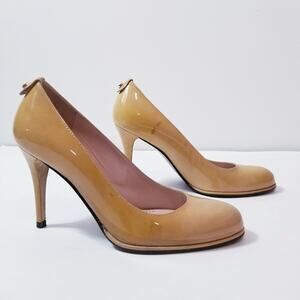 Stuart Weitzman Yellow Leather Patent Pumps Closed Toe Heels